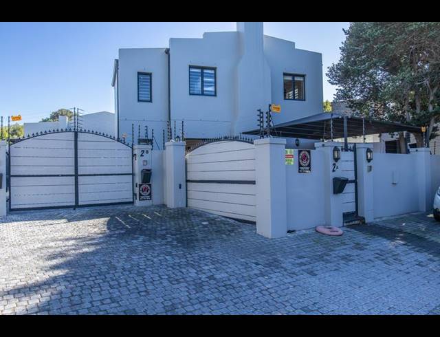 3 BEDROOM PROPERTY TO RENT IN CONSTANTIA